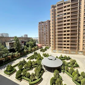 In Baku 108.0 m² apartment is for rent - Image 2