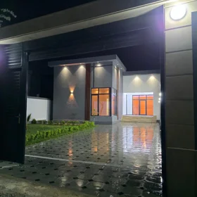 In Baku 170.0 m² house with 4.0 rooms is for sale - Image 3