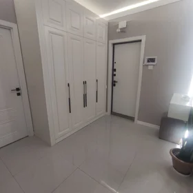 In Baku 80.0 m² apartment is for sale - Image 3