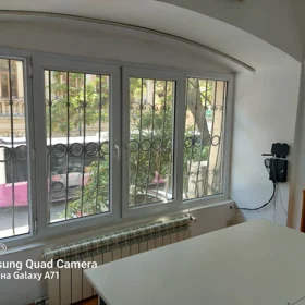 Baku-da 70.0 m2 ofis kirayə verilir - Şəkil 3