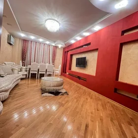 In Baku 135.0 m² apartment is for rent - Image 3