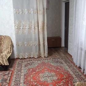 In Baku 80.0 m² house with 3.0 rooms is for rent - Image 2