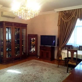 In Baku 90.0 m² apartment is for rent - Image 2
