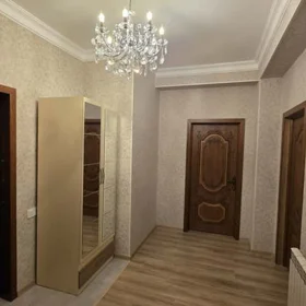 In Baku 88.0 m² apartment is for sale - Image 3