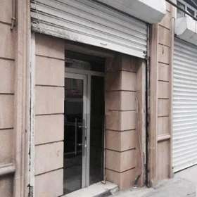 In Baku 80.0 m² commercial is for rent