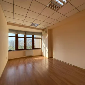 In Baku 250.0 m² office is for rent - Image 5