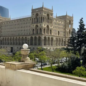 In Baku 60.0 m² apartment is for rent - Image 2