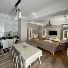 In Baku 209.0 m² apartment is for rent - Image 5