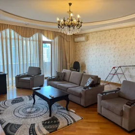 In Baku 200.0 m² apartment is for rent - Изображение 3