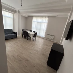 Sumgayit-da 93.0 m2 mənzil satılır