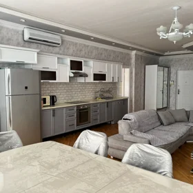 In Baku 123.0 m² apartment is for rent - Image 3