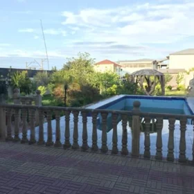 In Baku 300.0 m² house with 6.0 rooms is for rent - Изображение 3