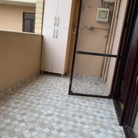 In Baku 70.0 m² apartment is for rent - Image 4