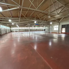 In Baku 2200.0 m² commercial is for rent - Image 4