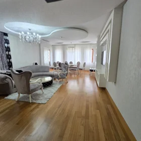 In Baku 265.0 m² apartment is for rent - Изображение 3