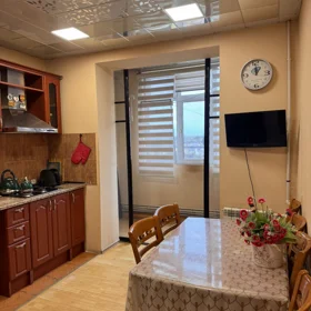 Baku-da 100.0 m2 mənzil kirayə verilir - Şəkil 5