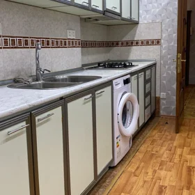 Baku-da 98.0 m2 mənzil kirayə verilir - Şəkil 2