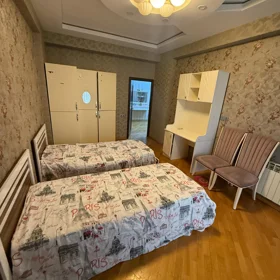 In Baku 124.0 m² apartment is for sale - Image 5