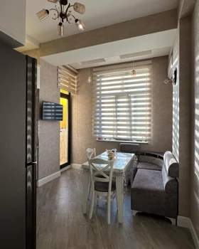 In Baku nan m² apartment is for sale - Image 2