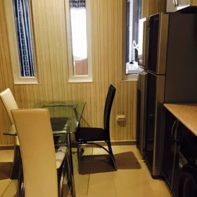 In Baku 100.0 m² apartment is for sale - Image 5