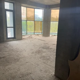 In Baku 280.0 m² apartment is for sale - Image 3