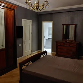 Baku-da 135.0 m2 mənzil kirayə verilir - Şəkil 4