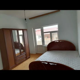 In Baku 87.0 m² apartment is for rent - Image 2