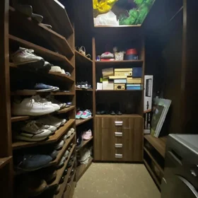 In Baku 175.0 m² apartment is for rent - Image 4