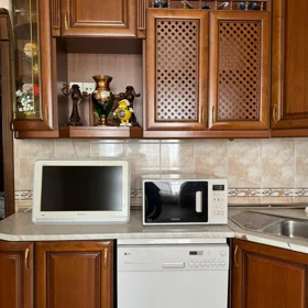 In Baku 164.0 m² apartment is for rent - Image 5