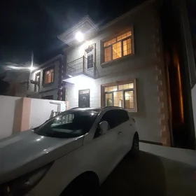 In Baku 140.0 m² house with 4.0 rooms is for sale - Изображение 2