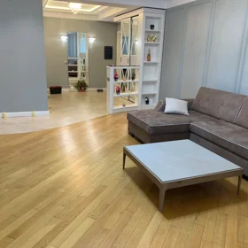 Baku-da 100.0 m2 mənzil kirayə verilir - Şəkil 2