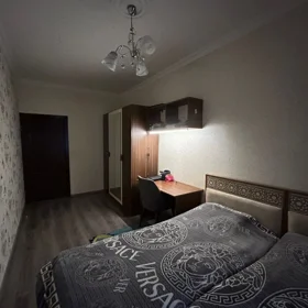 In Baku 70.0 m² apartment is for sale - Image 4