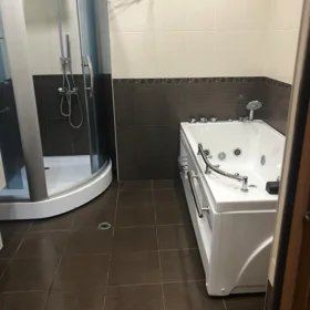 In Baku 120.0 m² apartment is for rent - Image 3