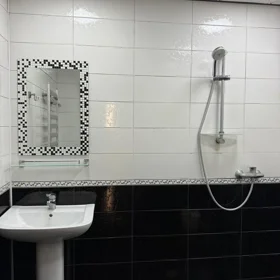 In Baku 105.0 m² apartment is for rent - Изображение 5