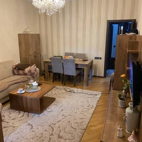 In Baku 75.0 m² apartment is for sale - Image 4