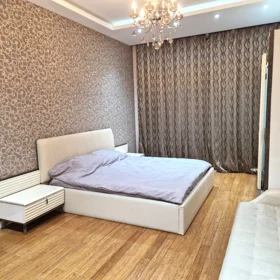 In Baku 180.0 m² apartment is for rent - Image 5