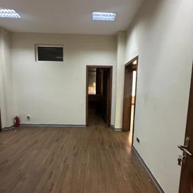 In Baku 274.0 m² commercial is for rent - Изображение 4