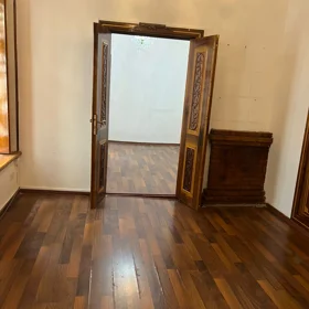 In Baku 100.0 m² office is for rent - Image 3