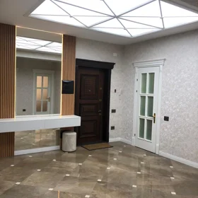 In Baku 150.0 m² apartment is for rent - Image 5