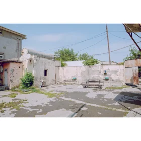 Baku-da nan sot torpaq satılır - Şəkil 3