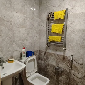 In Khirdalan 76.0 m² apartment is for rent - Image 5