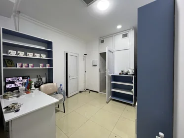 In Baku 80.0 m² commercial is for rent - Image 4