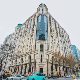 In Baku 98.0 m² apartment is for rent - Image 2