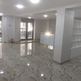 In Baku 228.0 m² commercial is for rent - Image 4