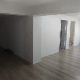 In Baku 228.0 m² commercial is for rent - Image 5