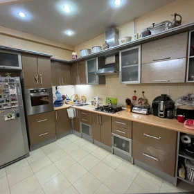 Baku-da 90.0 m2 mənzil kirayə verilir - Şəkil 2