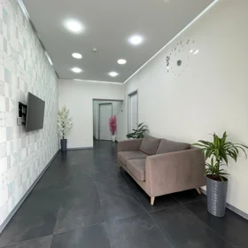 Baku-da 50.0 m2 ofis kirayə verilir - Şəkil 2