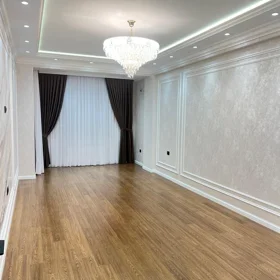 In Baku 144.0 m² apartment is for sale - Image 2