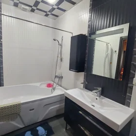 In Baku 160.0 m² apartment is for rent - Image 3