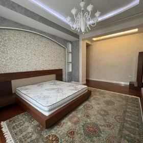 In Baku 141.0 m² apartment is for rent - Image 5
